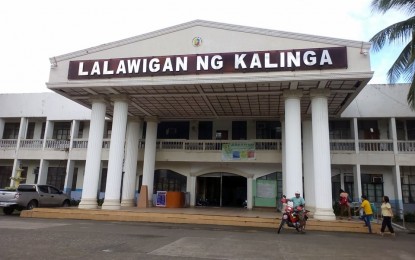 <p>Facade of the Kalinga Provincial Capitol (Photo<em> by Liza T. Agoot)</em></p>